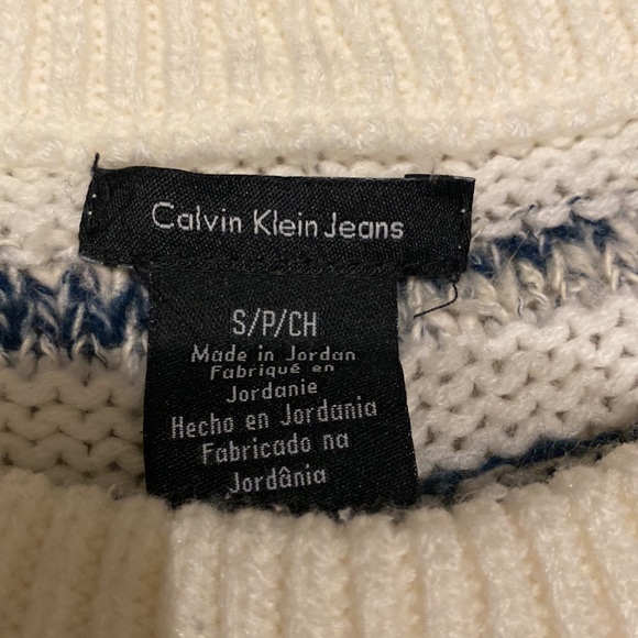 Calvin Klein sweater - Picture 2 of 2